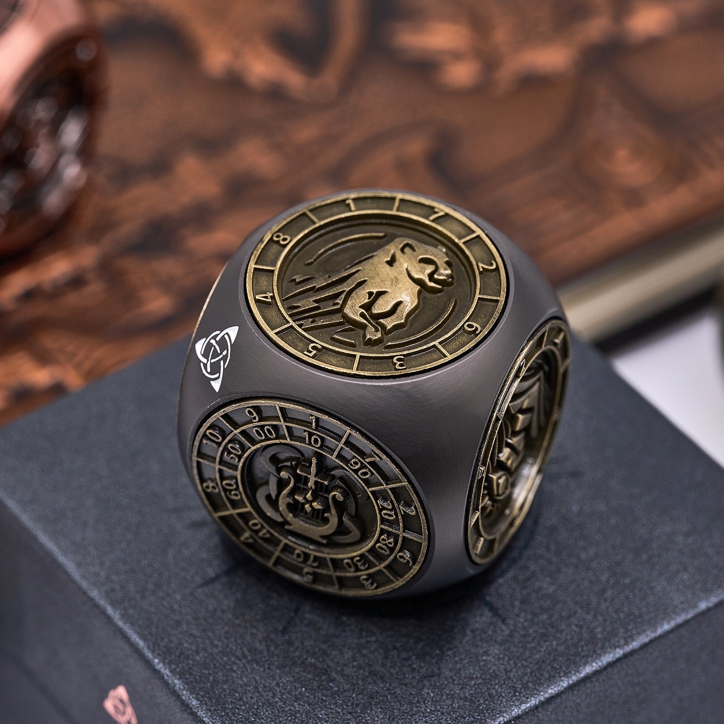 HNCCESG 7-in-1 Metal Spinner Dice,3D Relief Polyhedral Metal DND Dice Set Gift Box,Tabletop RPG Role Playing Gifts for Lovers (Black Bronze)